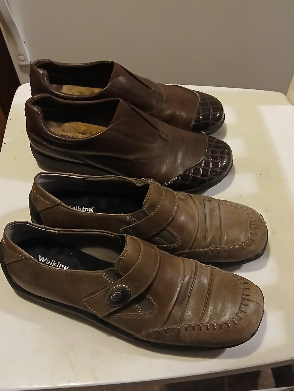 Bundle of 2 Walking Cradles Comfort Slip-On Shoes Size 9.5
